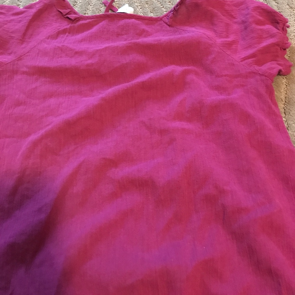 Top - Picture 2 of 2