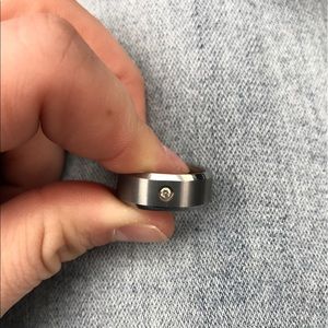 Men's wedding band size 7.5