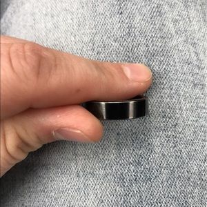 Men's wedding band size 7.5