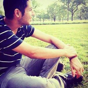 Meet your Posher, Devanis