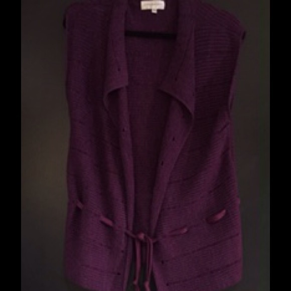 SUSANS - Picture 2 of 3