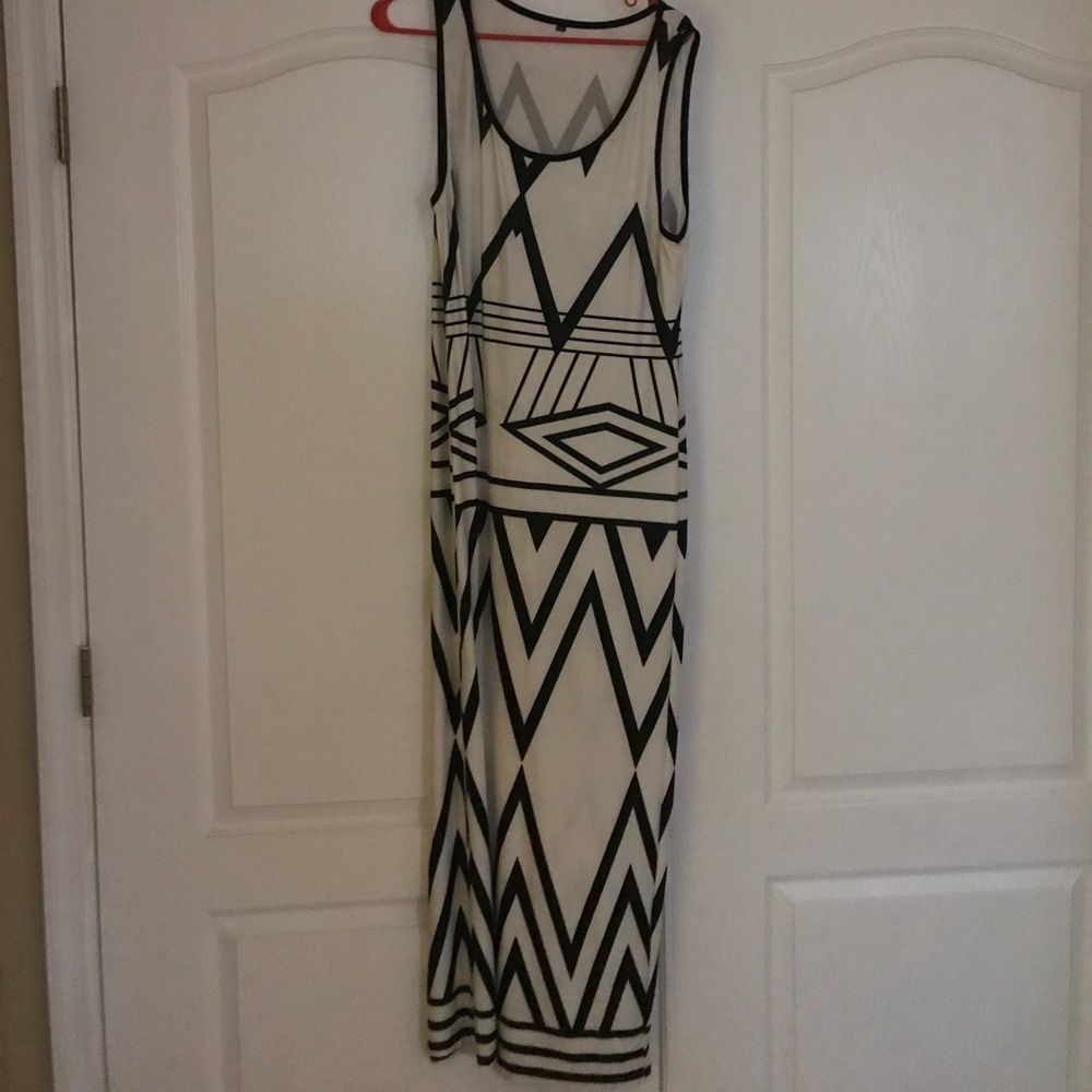 Sleeveless Maxi Dress