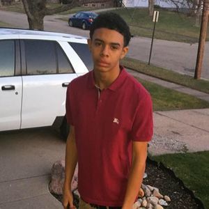 Meet your Posher, Deandre