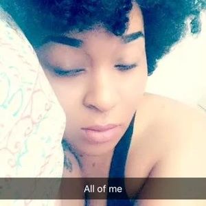 Meet your Posher, Paris