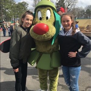 Meet your Posher, Jameson