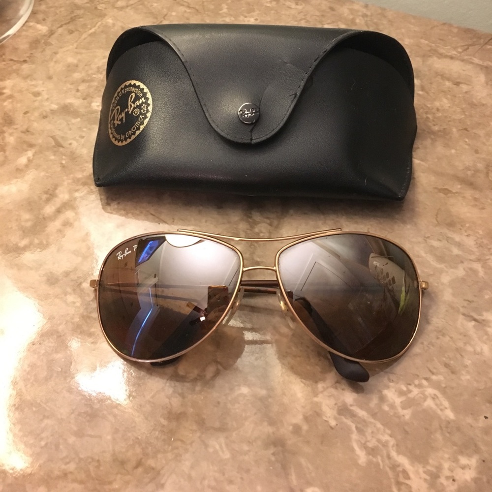 Polarized Gold Mirrored Ray-Ban Aviator Sunglasses