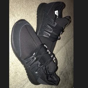 Adidas Tubular Sneakers