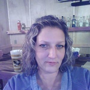 Meet your Posher, Stefanie