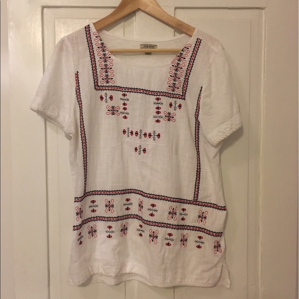 NWOT. Lucky Brand T-shirt.