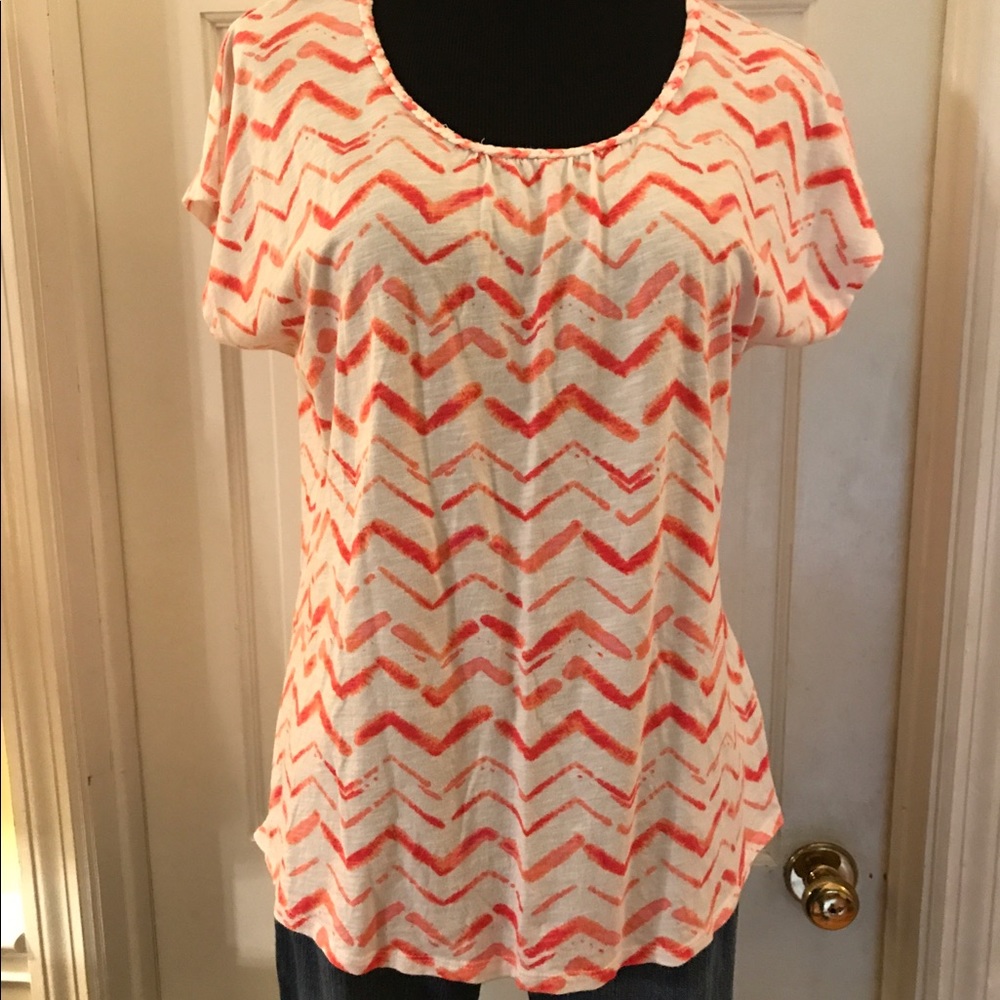 Sonoma coral chevron tee