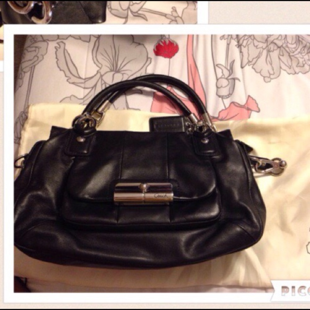 Authentic coach - Picture 2 of 2