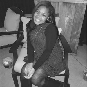 Meet your Posher, Rebecca