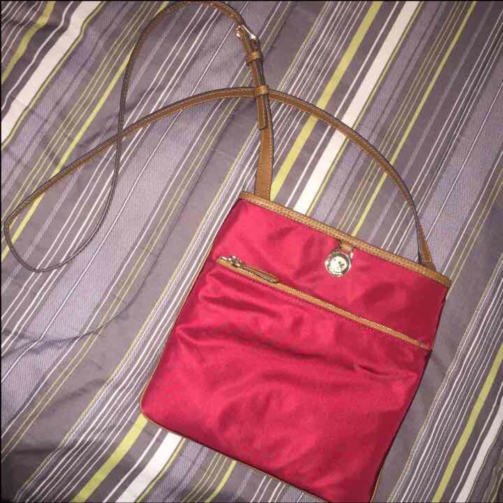 Michael Kors cross body purse
