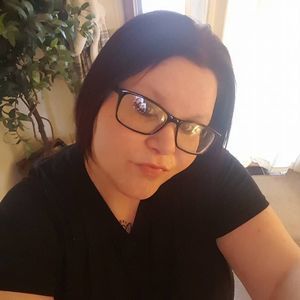 Meet your Posher, Libby