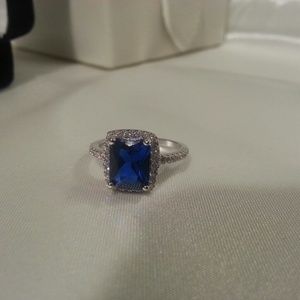 NEW!! ITALIAN GENUINE ZIRCON,  LUXURY CLASSIC RING