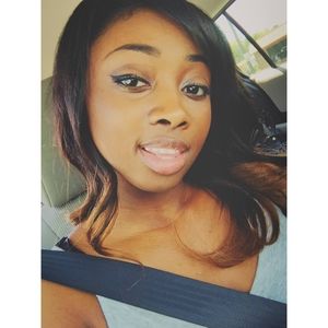 Meet your Posher, Delcarmen