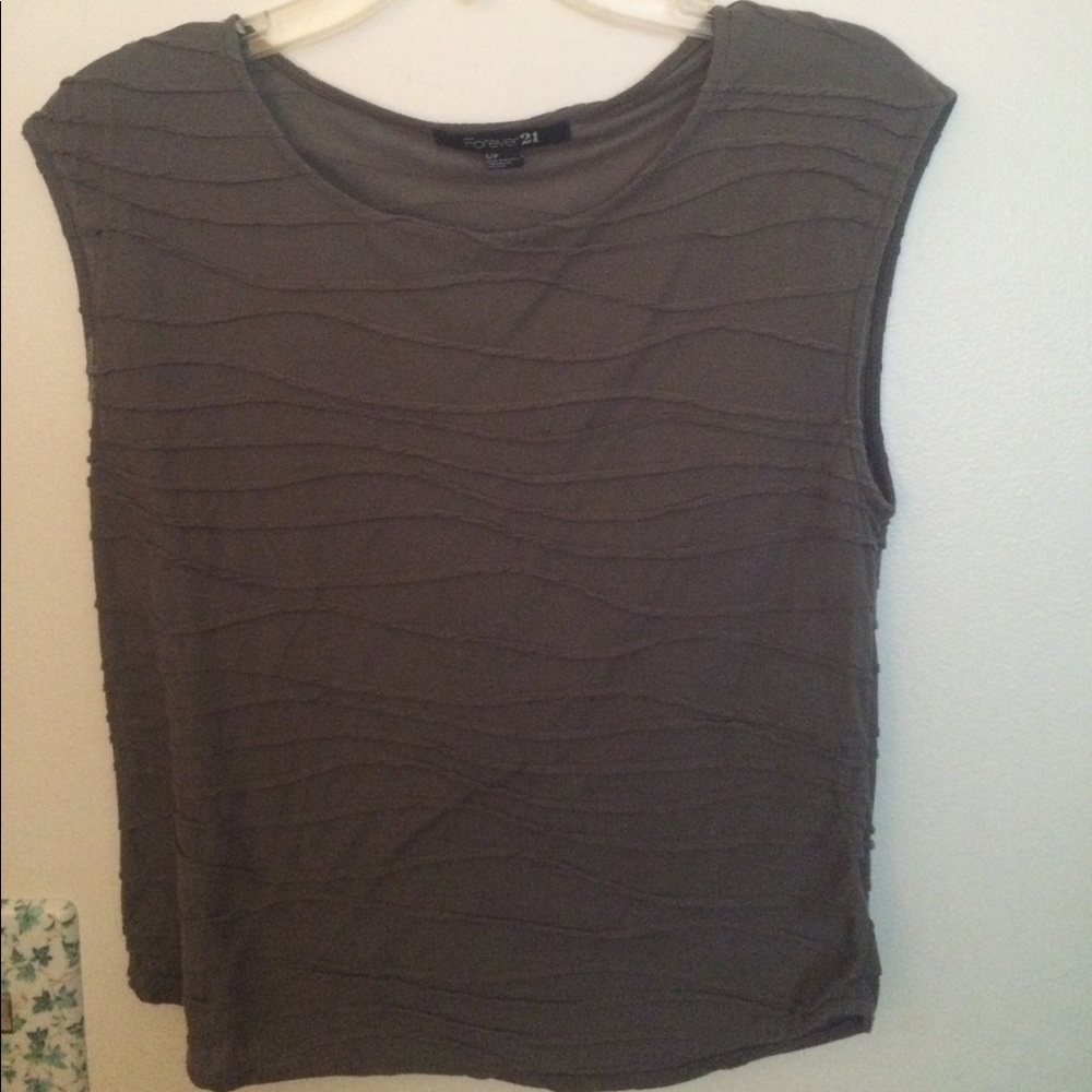 Cute/casual tank olive color