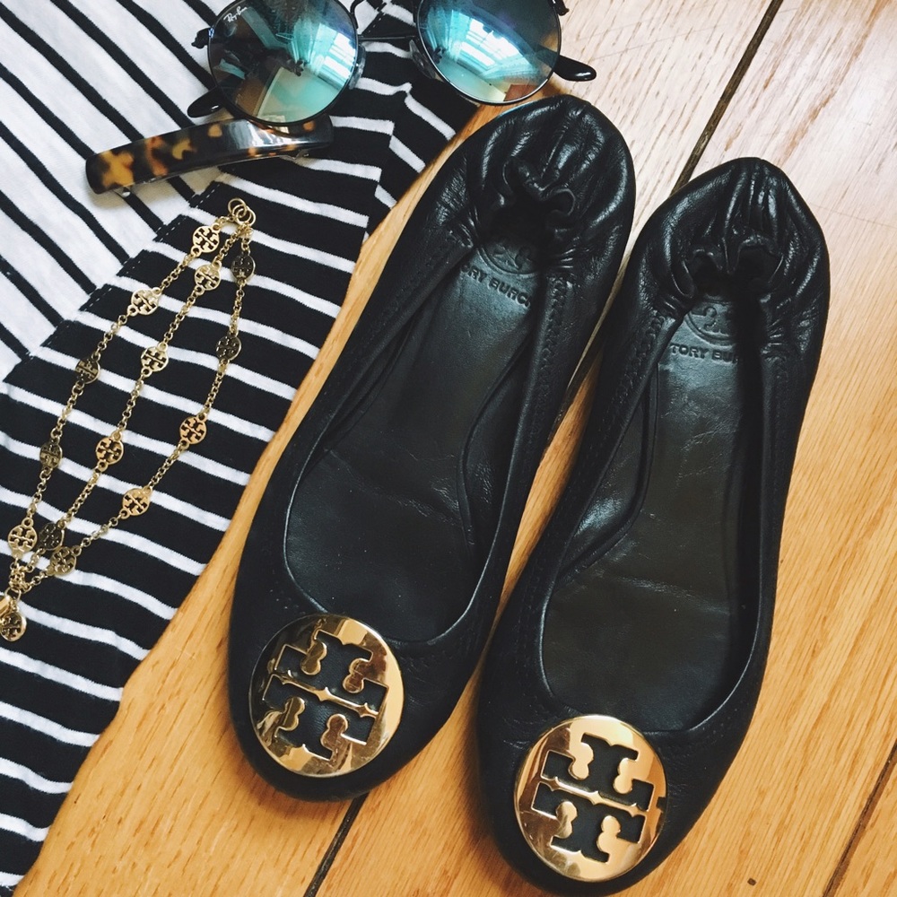 Tory Burch Black Ballet Flats Gold Logo Size 6.5