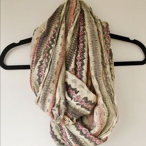 Chic infinity scarf