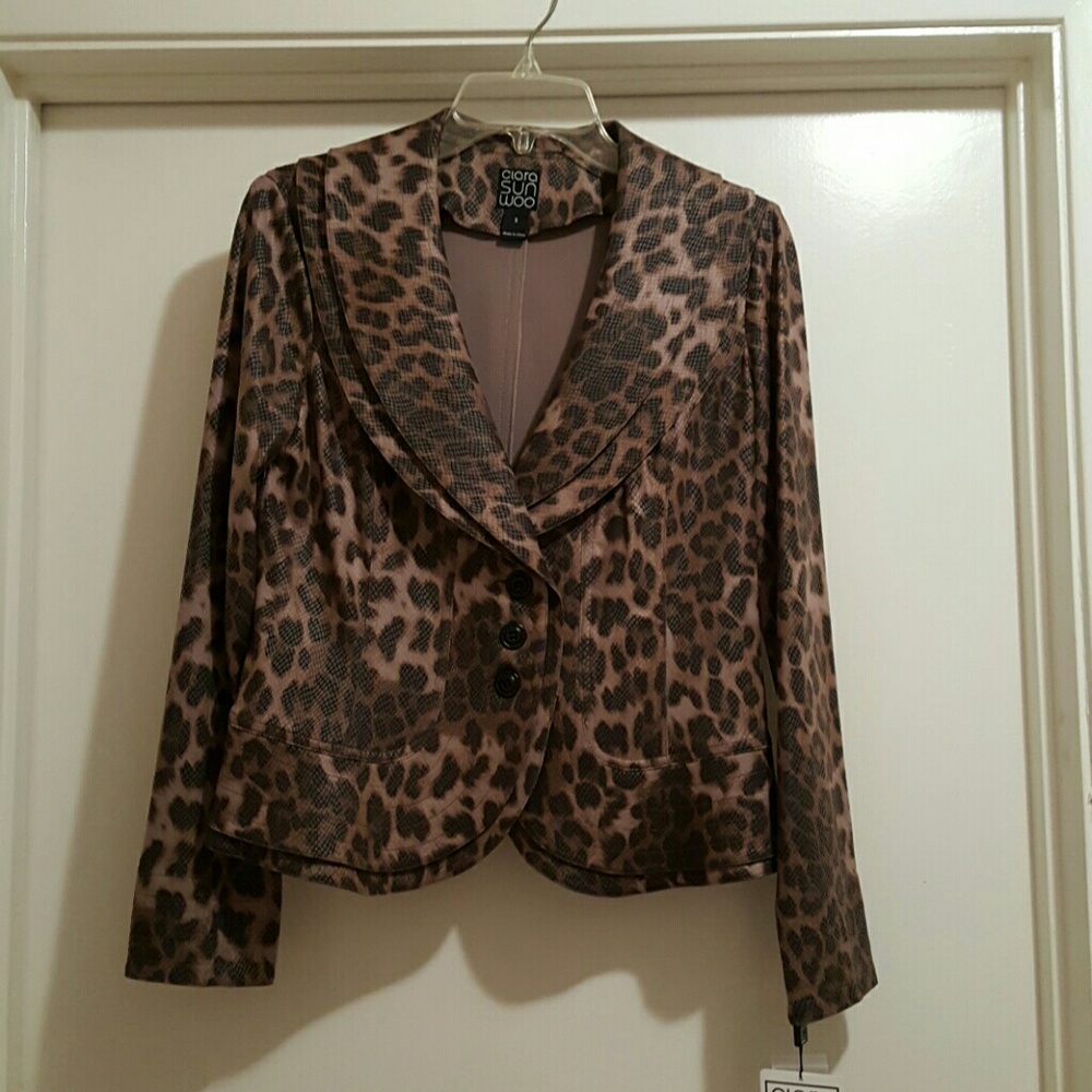 Clara Sunwoo ladies jacket animal print