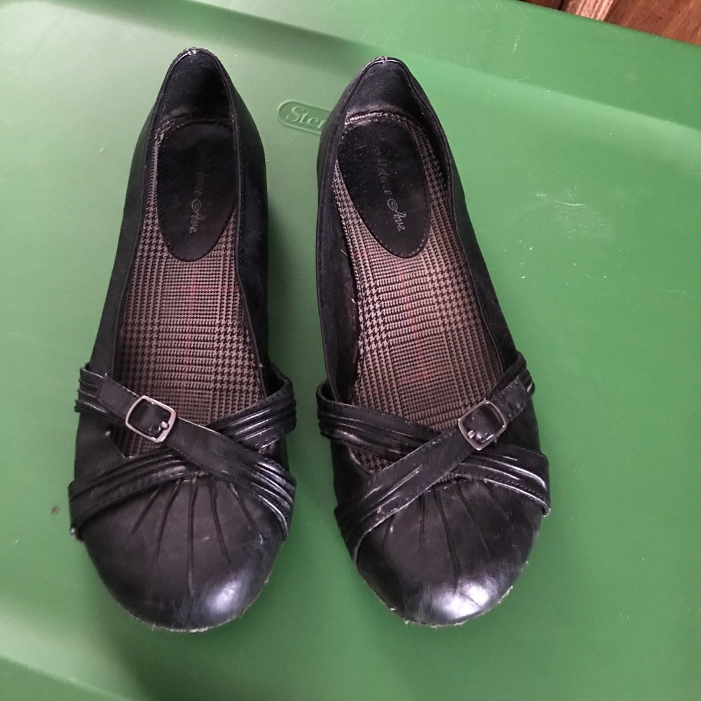 Black flats