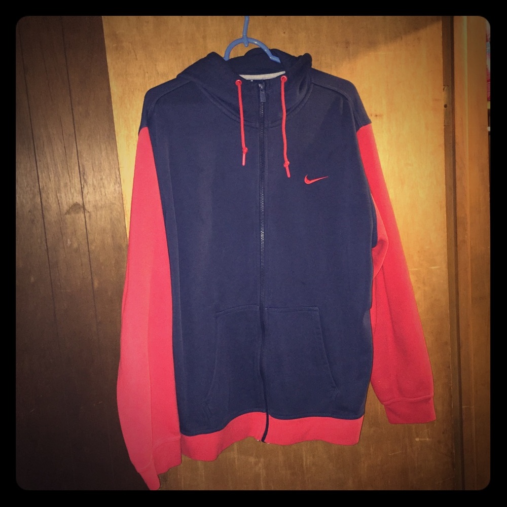 2xl Nike jacket. Excellent condition, worn once.