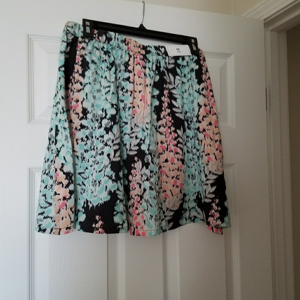 NWT Gap Spring skirt
