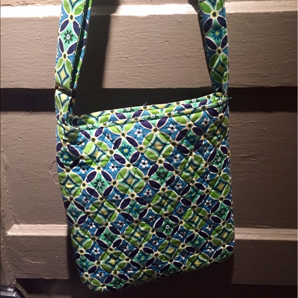 Vera Bradley cross body - Picture 3 of 3
