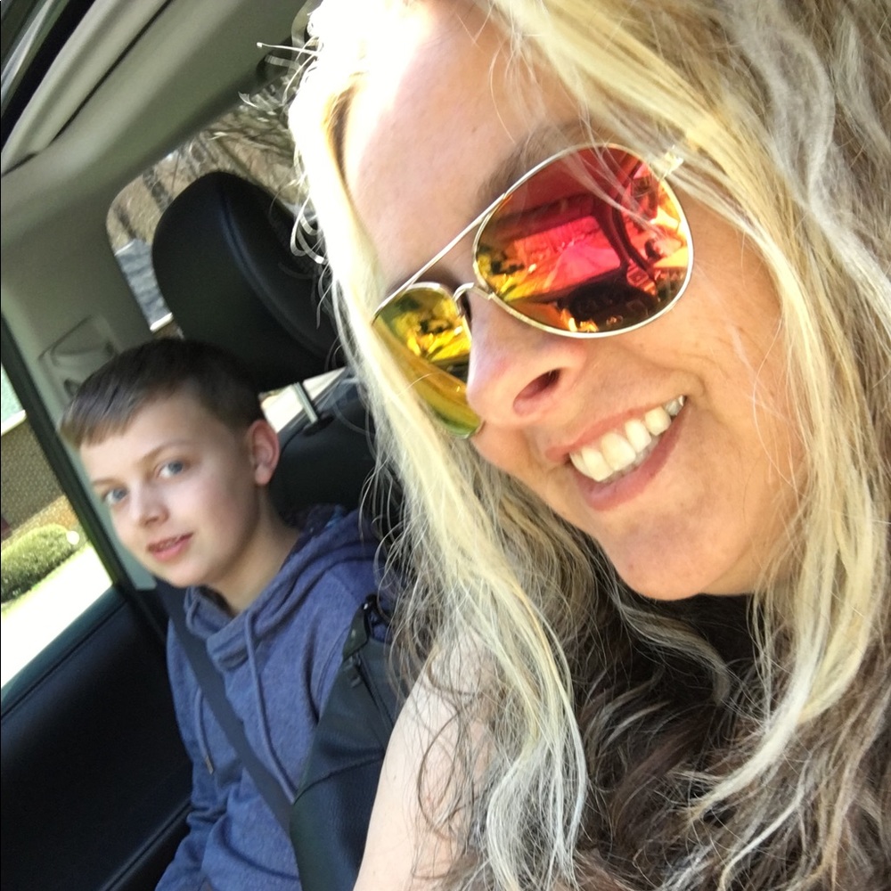 Meet your Posher, Ashley