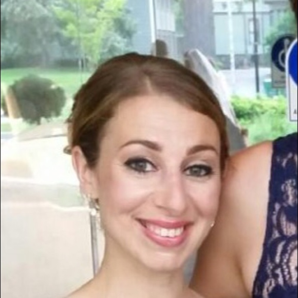 Meet your Posher, Stephanie