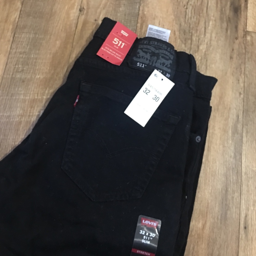 NWT MENS LEVI JEANS