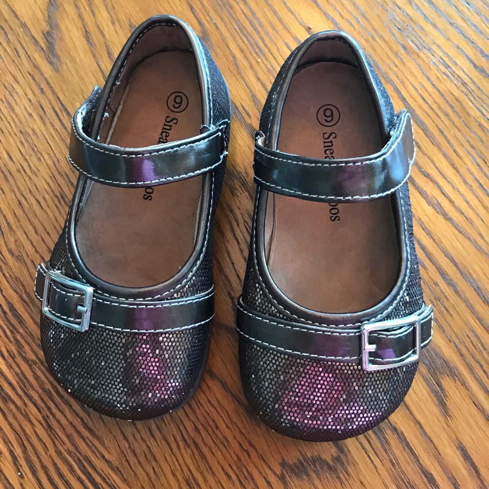 Shoes - Picture 2 of 2