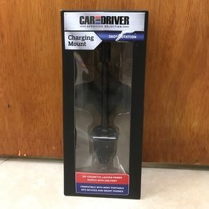 📱 NEW Car and Driver charging mount