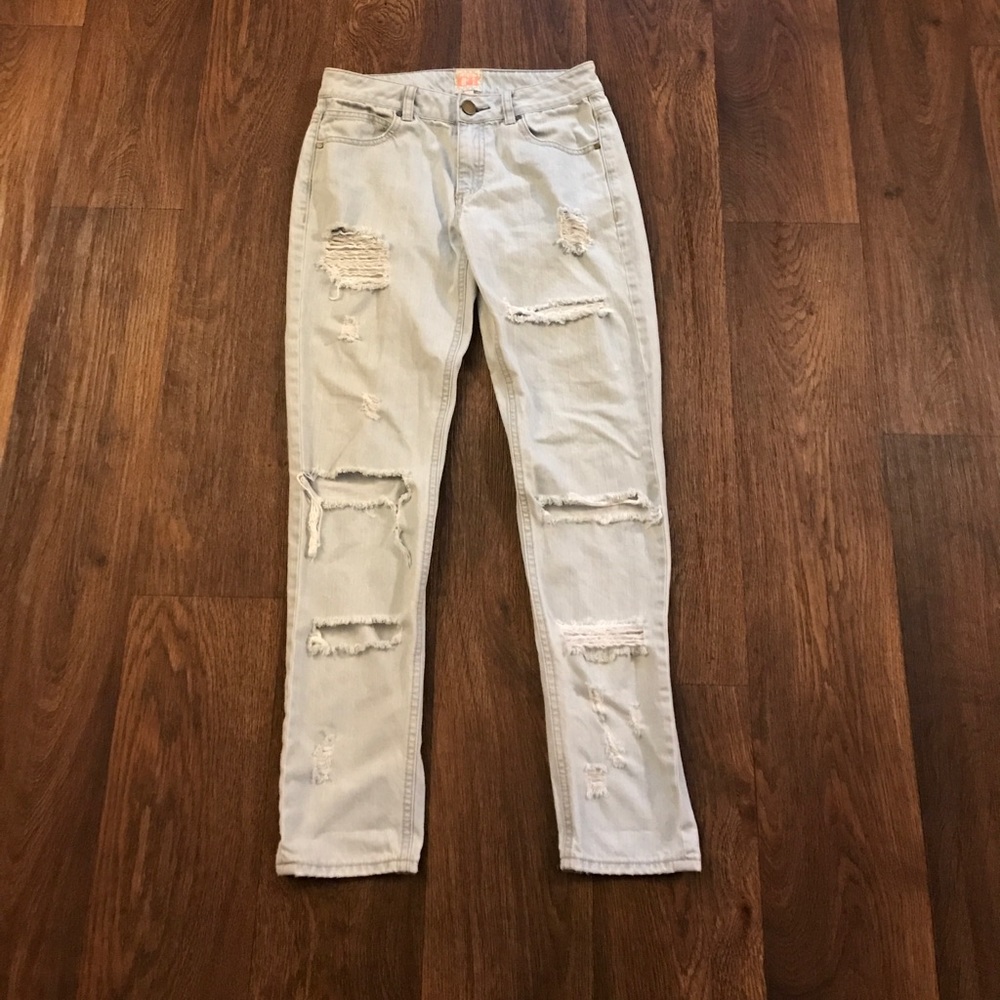 🔪 Gianni Bini jeans