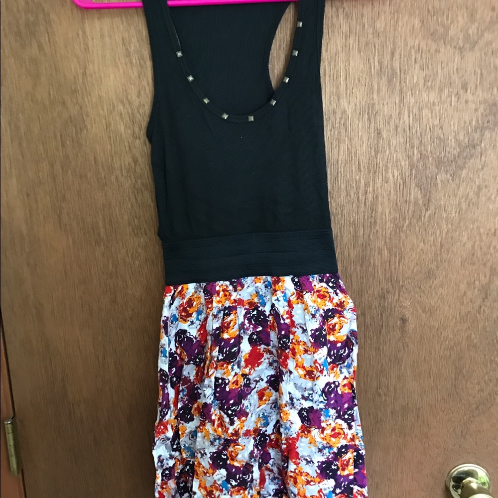 Black and Floral Tank-Dreass