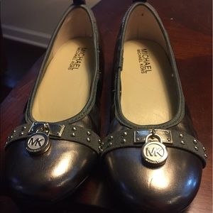 Michael Kors Viva Pewter girl shoes