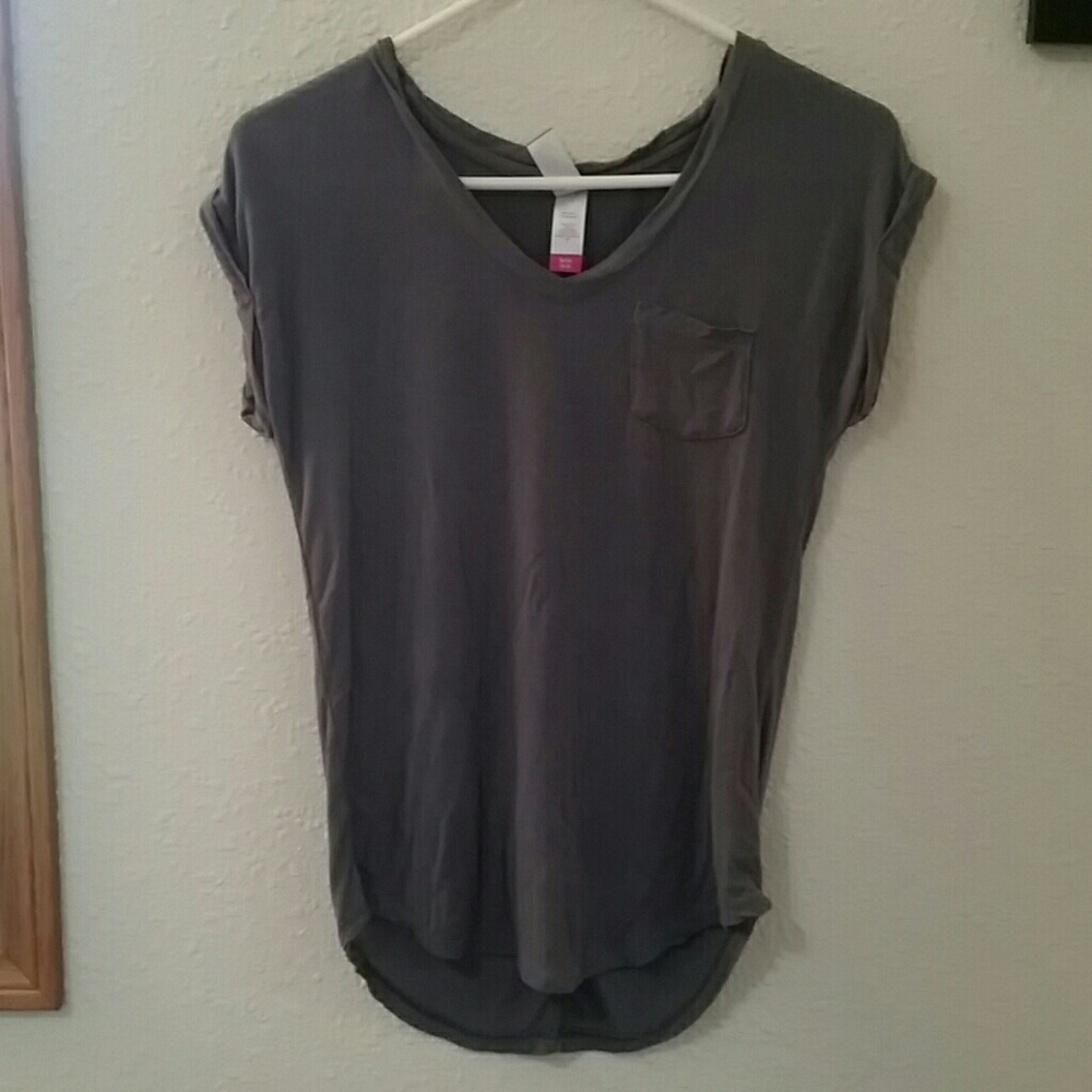 Grey pocket tshirt