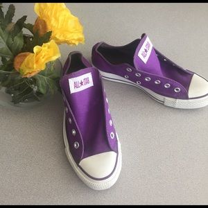 Converse All Stars sneaks