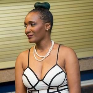 Meet your Posher, Danielle