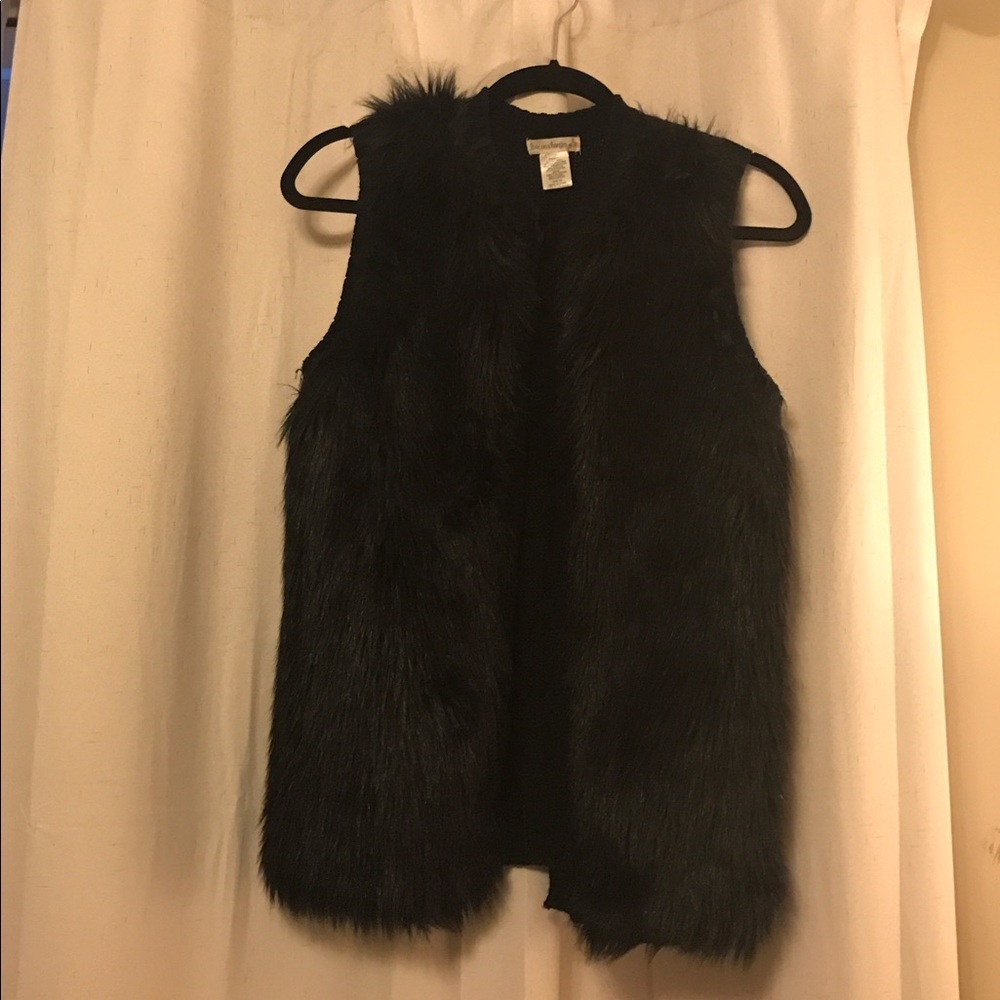 Black Faux Fur Vest (Love on a Hanger)