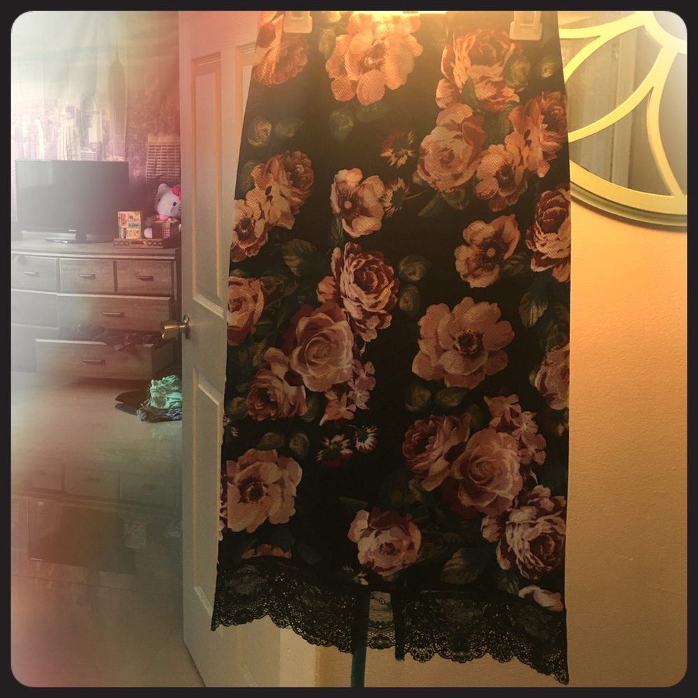 Pencil skirt