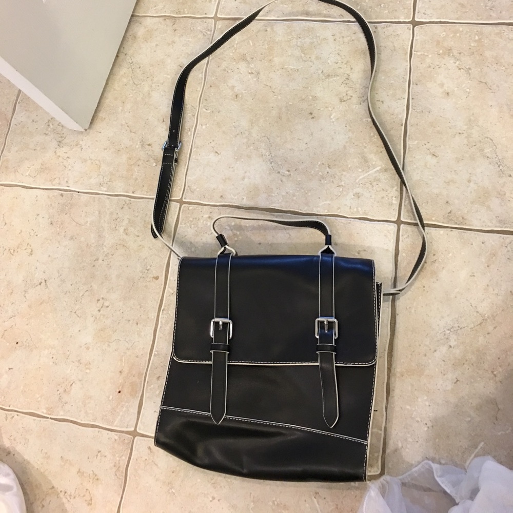 Vince Camuto crossbody