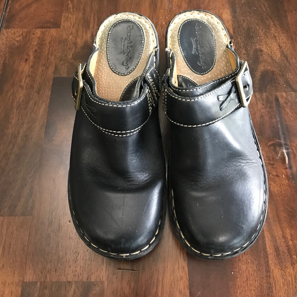 Black leather slip-on shoes/clogs