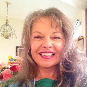 Meet your Posher, Carla