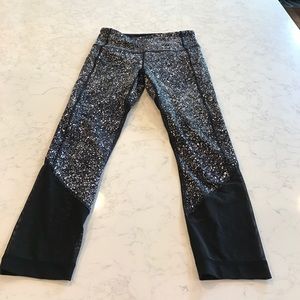 Lululemon sole training crop