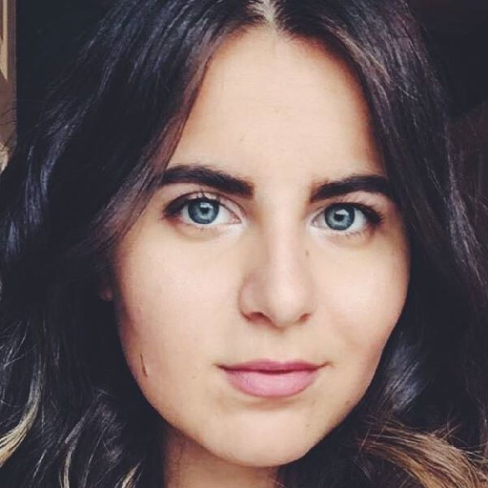 Meet your Posher, Arianna