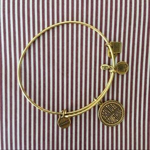 GOLD ALEX AND ANI BANGLE