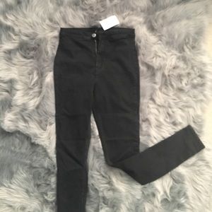 NWT H&M Black Superstretch Jeans