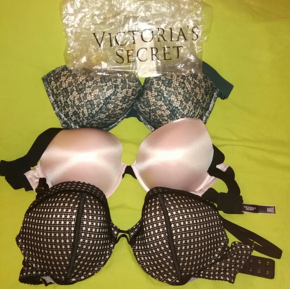 VICTORIA SECRET VERY SEXY PUSH UP BRAS - Picture 1 of 1