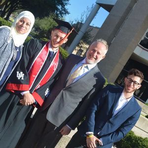 Meet your Posher, Walid